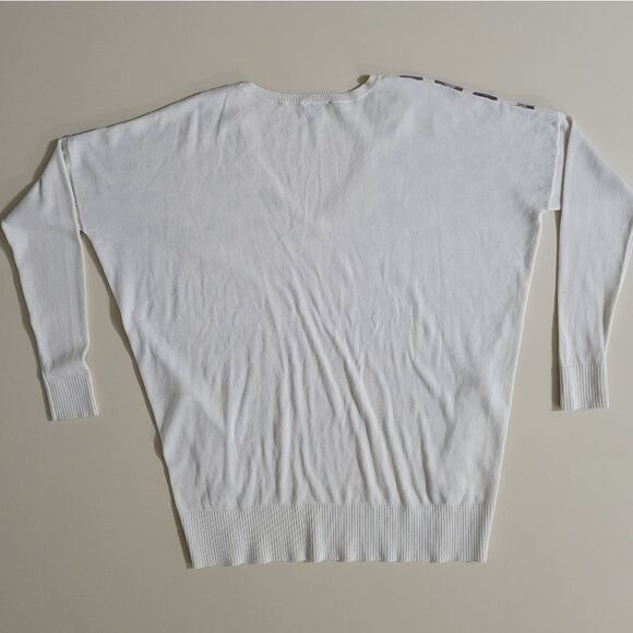 Express Women's Leopard Print V-neck Hi-Low Pullover Sweater with Zipper Detail - Picture 14 of 15